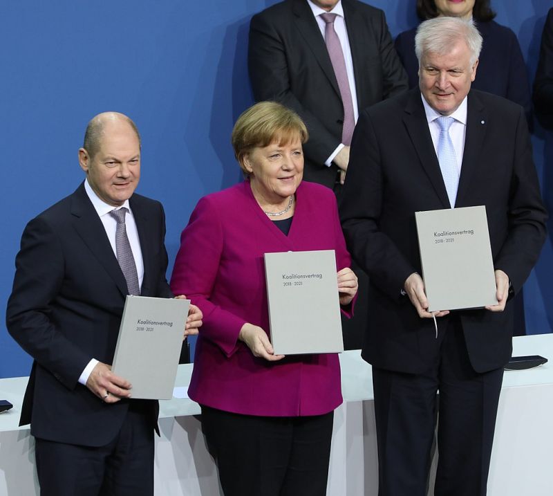 Egy felmérés szerint beérték a CDU-CSU szövetséget a német szocdemek