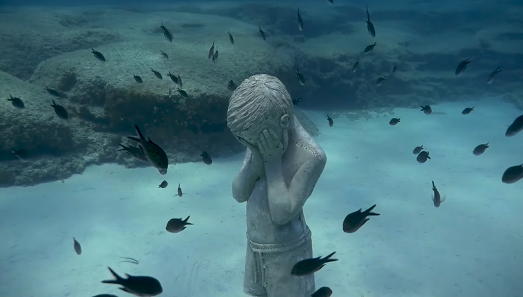 Elképesztő: Így néz ki a Földközi-tenger első víz alatti múzeuma – mutatjuk