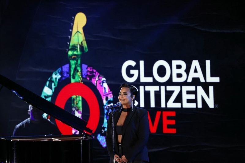 Ed Sheeran, Elton John és Jennifer Lopez is fellépett a Global Citizen 24 órás világkoncertjén