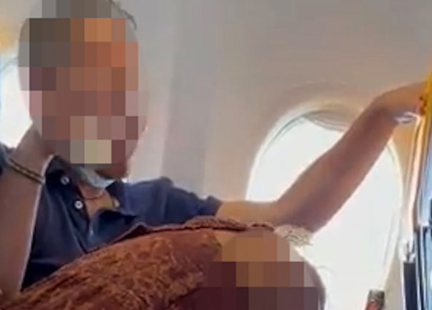 Fülledt erotikába torkollott a repülés a Ryanair egyik járatán – videó