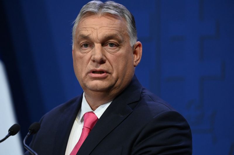 Orbán minden eddiginél durvább migráns-válságot vizionál, most pénzt kér az EU-tól