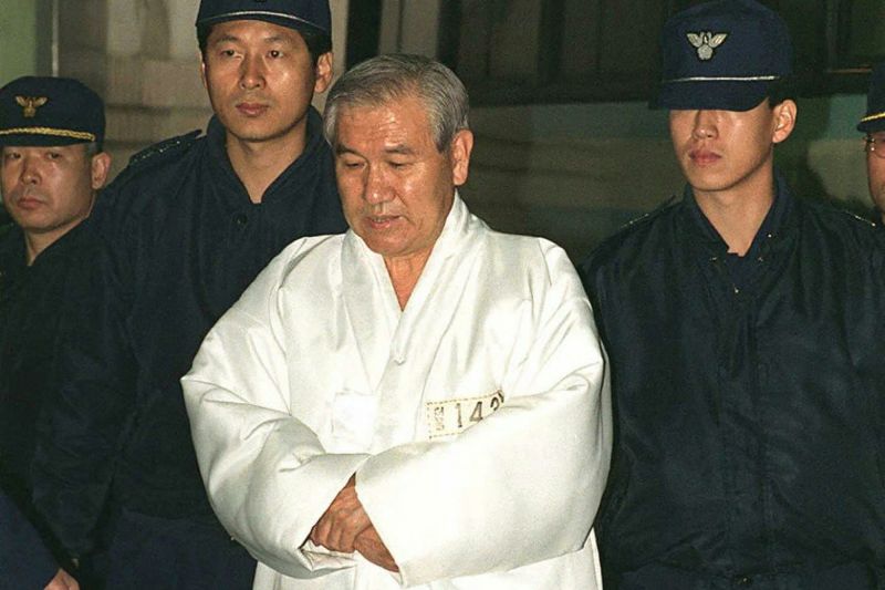 Meghalt Dél-Korea korábbi elnöke, Ro Te Vu
