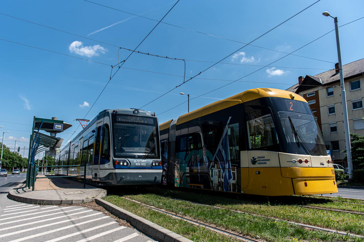 Szorítóban Lázár János – tram-train kormánybiztosa nem számolt áramfejlesztő kapacitásával