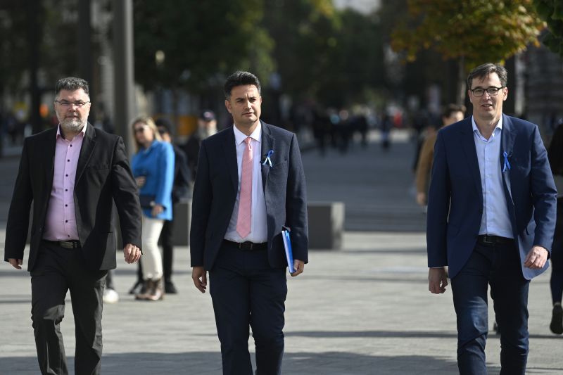 Az ellenzéki pártok az Alkotmánybírósághoz fordulnak, mert szerintük a Fidesz el akarja csalni a választásokat
