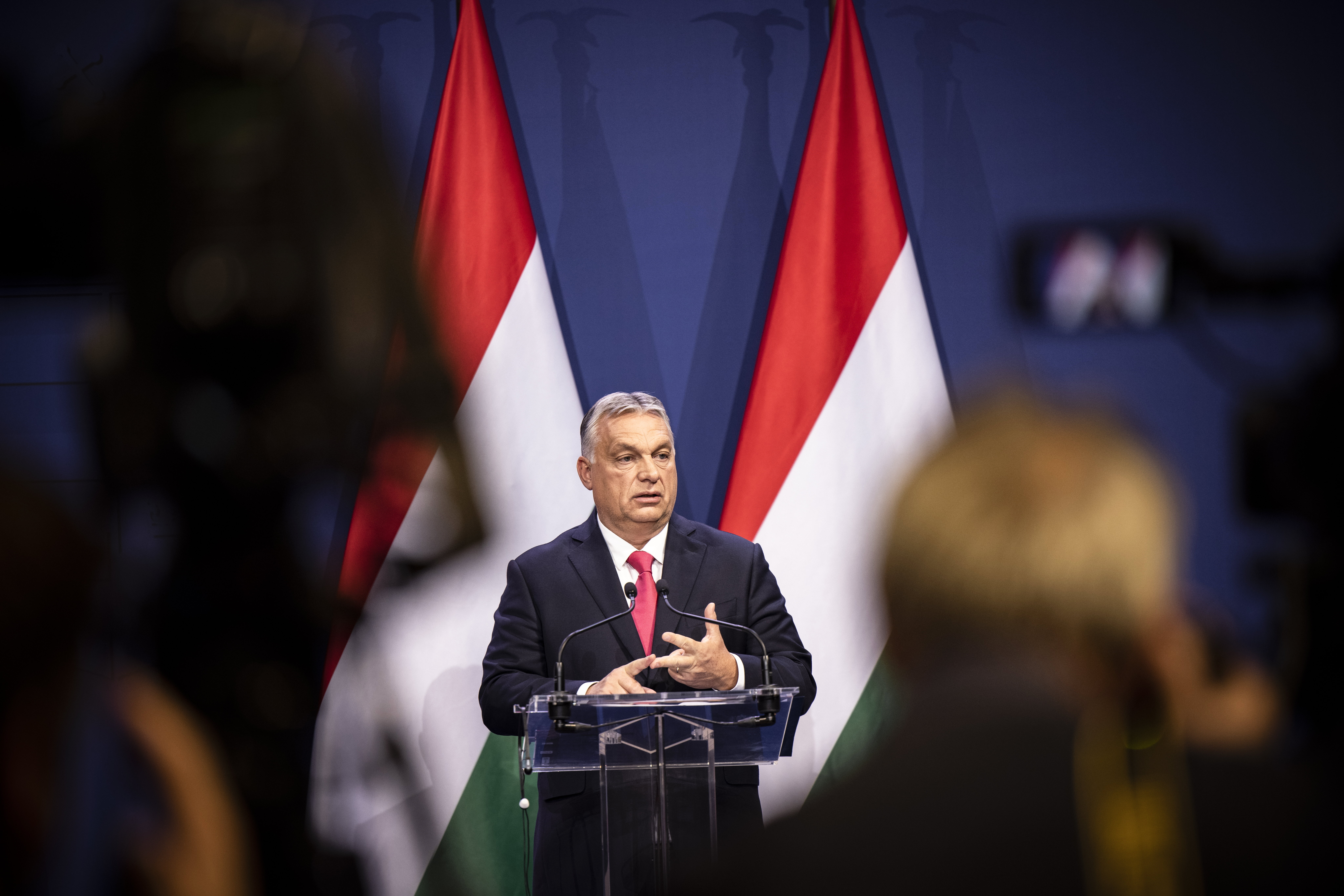 "Orbán lehetett volna nagy európai vezető" – francia EP-képviselők érkeztek Budapestre az Orbán-rendszer tanulmányozása miatt