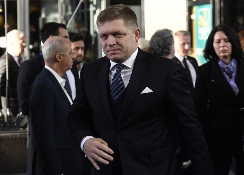 Előállították Robert Fico volt szlovák miniszterelnököt 