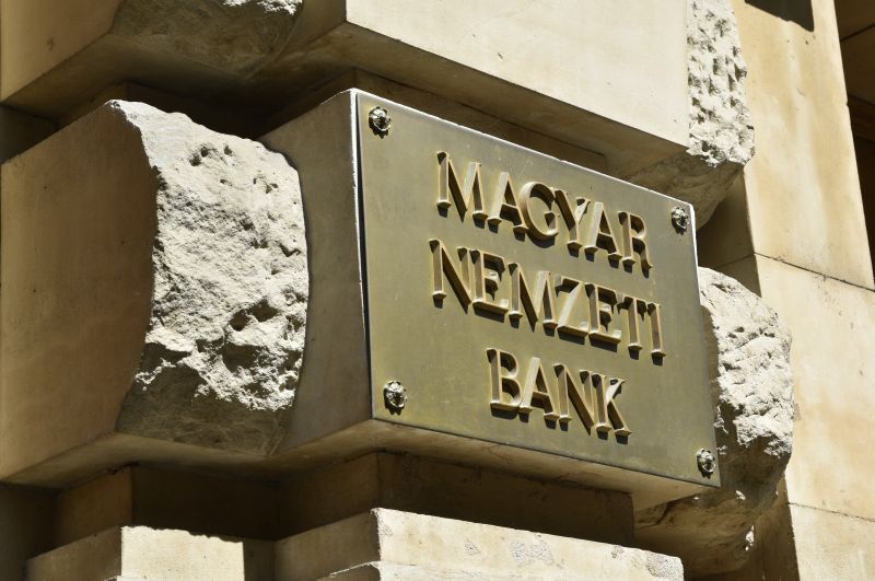 10-ből 10 bankot megbüntettek katasztrofális ügyféltájékoztatás miatt az MNB vizsgálatán