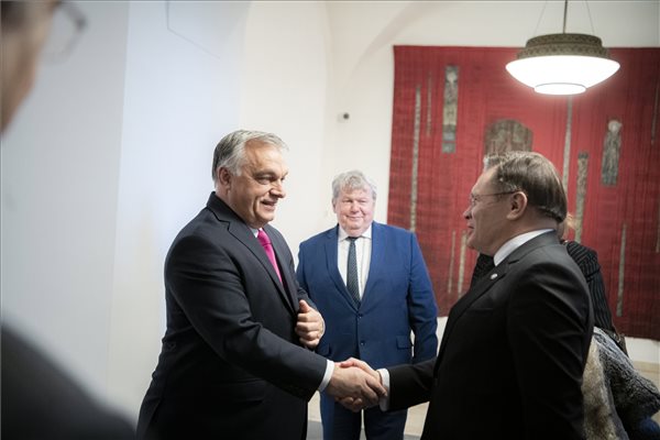 Orbán Viktor a Karmelita kolostorban fogadta fontos orosz vendégét 