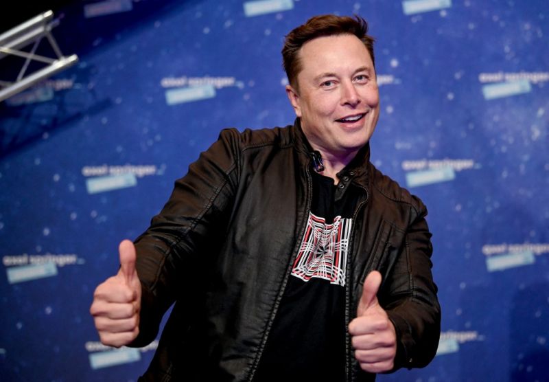 Elon Musk agyi implantátumához keres embereket, akiken kísréletezhet