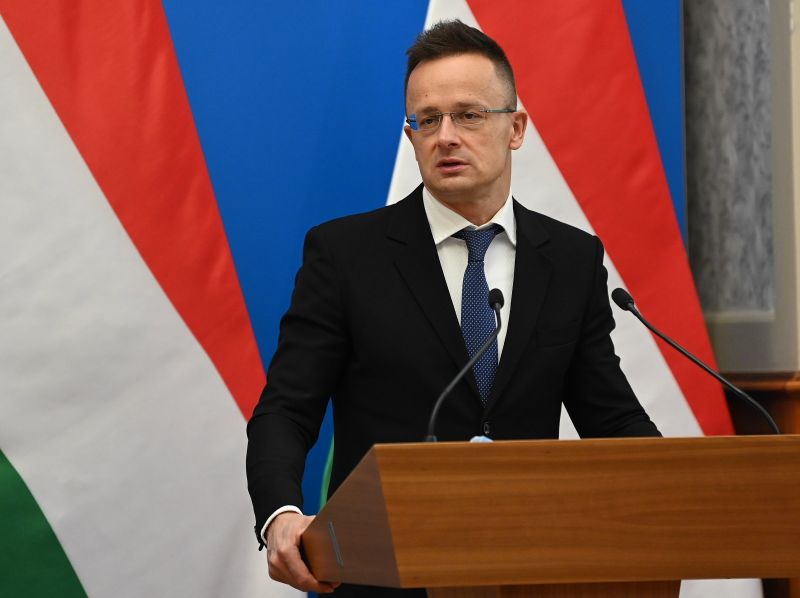 Szijjártó: A gazdasági növekedés biztosításához segíteni kell a magyar cégek külföldi terjeszkedését