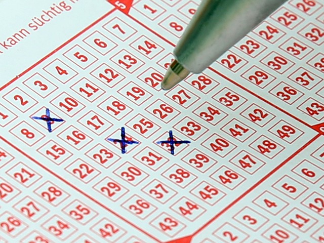 Elvitték a lottó ötöst: a 3,3 milliárd forintot vághat valaki zsebre