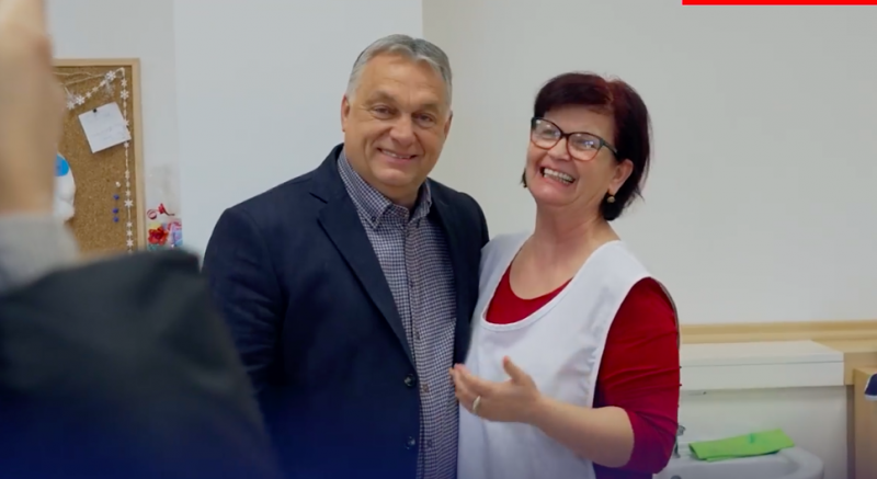 „Hát már nem éltem hiába, gyerekek!” – Így hálálkodott Orbánnak az óvónő (videó)