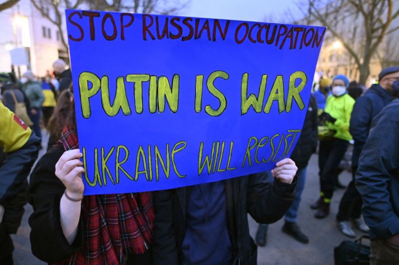 Újabb világháború? Megszavazták, hogy Putyin bevetheti a hadsereget külföldön
