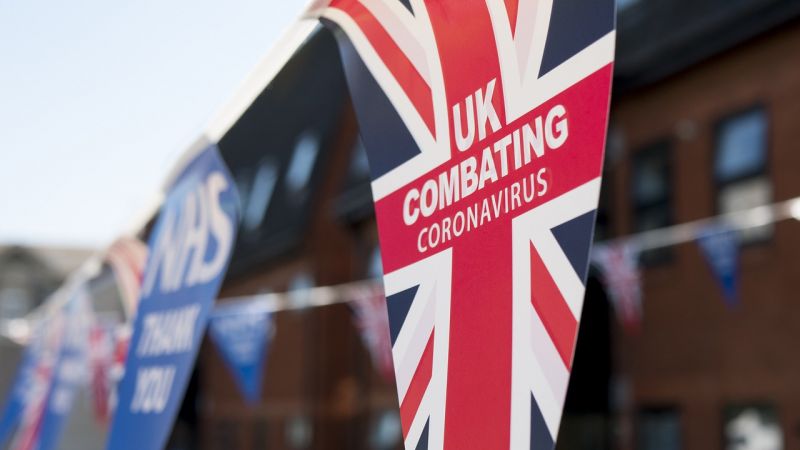 Koronavírus: Angliában megszűnhet az összes korábbi korlátozás a jövő héten