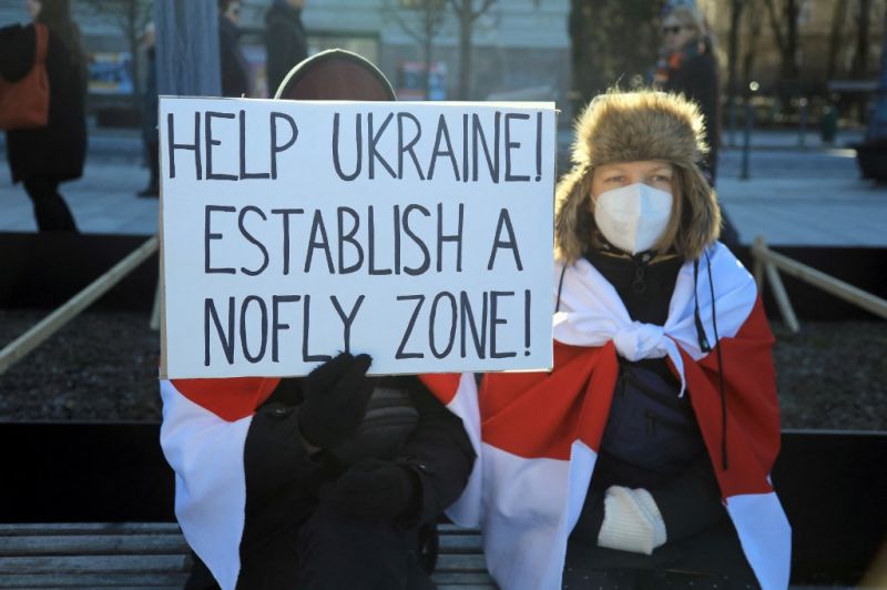 Háborúellenes tüntetések kezdődtek Minszkben, Fehéroroszországban