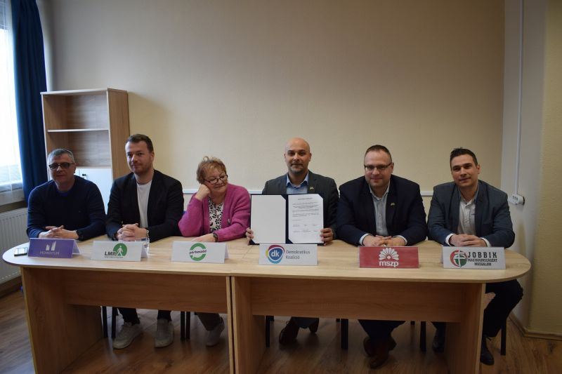 Leváltják a Jobbik szolnoki elnökét – a párt megkérdezése nélkül írt alá egy ellenzéki megállapodást