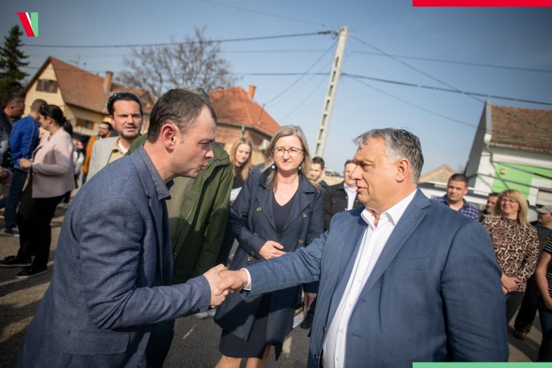 Orbán: "mi is ott vagyunk a harcmezőn"