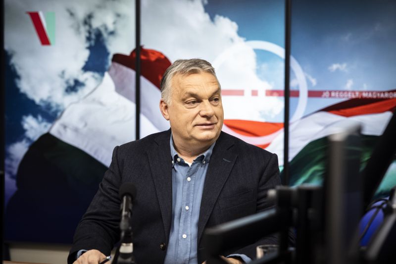 Orbán a Magyarországra érkezett menekültekről: "mindenkinek segítünk"