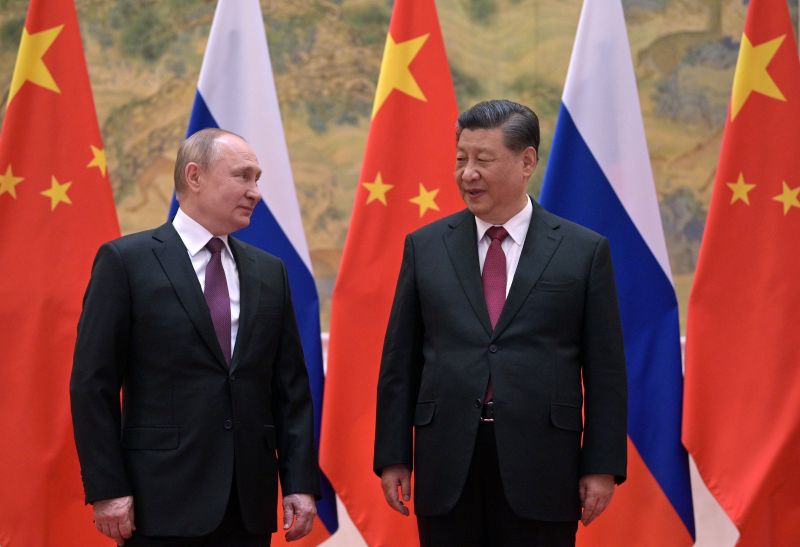 Peking határozottan cáfolja, hogy Putyin fegyvert kért volna tőlük