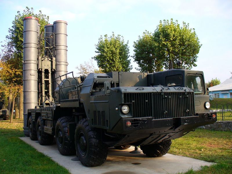 Titokban megszerzett, évtizedes szovjet légvédelmi felszereléseket ad az USA Ukrajnának