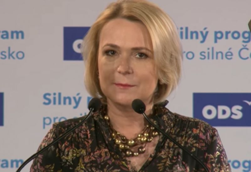 A cseh védelmi miniszter sajnálja, hogy "az olcsó olaj fontosabb a magyar politikusoknak, mint az ukránok vére"