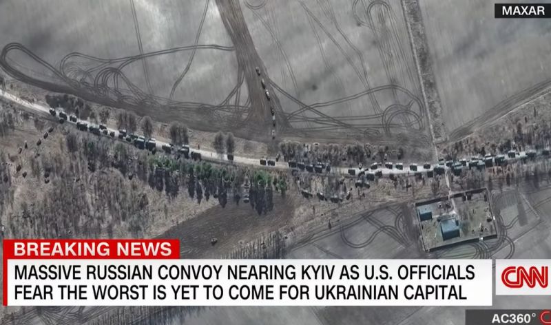Elsöprő erejű orosz támadás készül Kijev ellen, 64 kilométeres konvoj halad az ukrán főváros felé