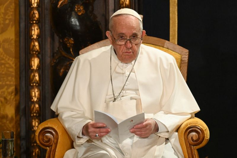 „Igen, napirenden van” – Ferenc pápa is tervezi, hogy elutazik Ukrajnába