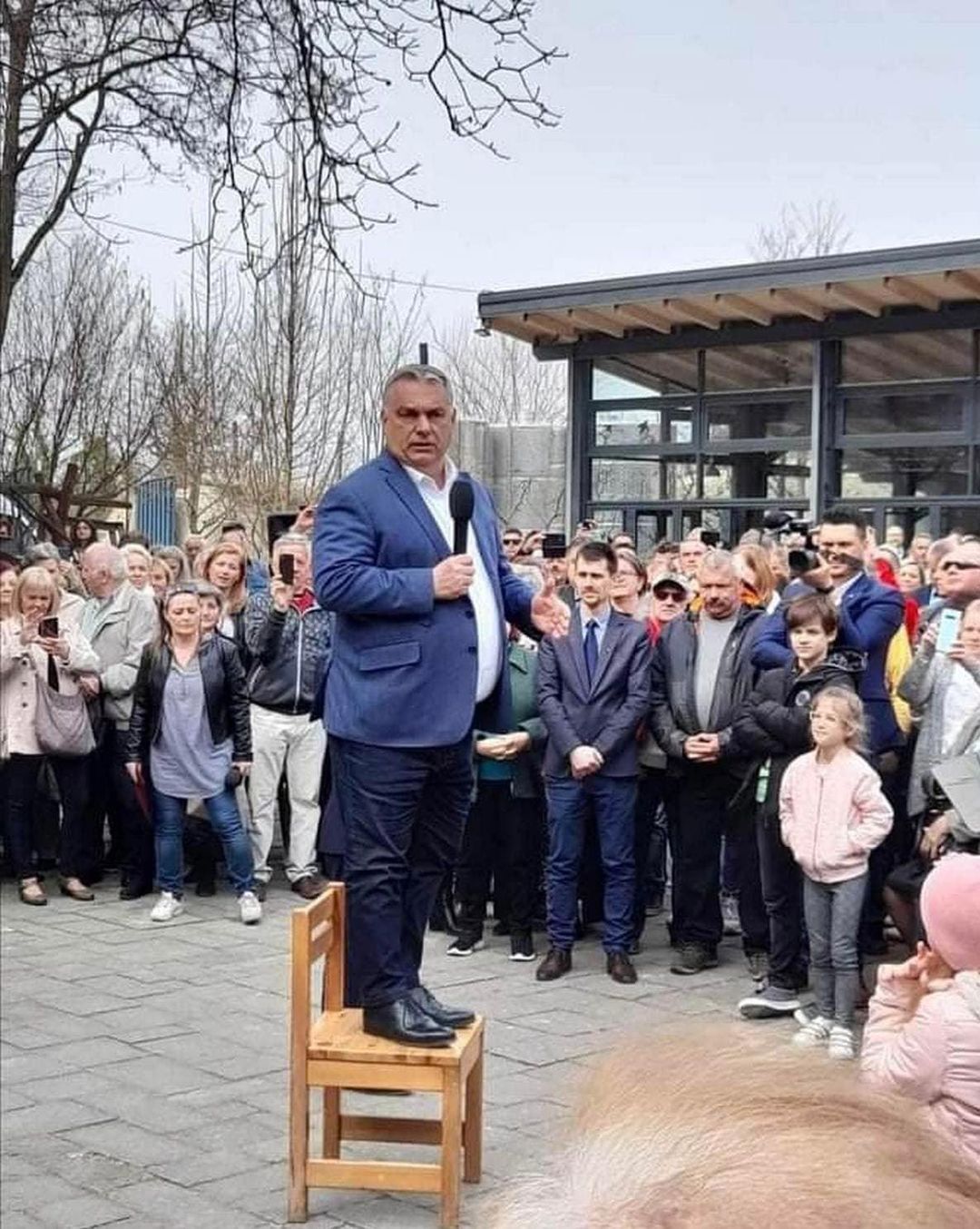 Gyurcsány óvodásokat megszégyenítő módon gúnyolta ki Orbánt – fotó