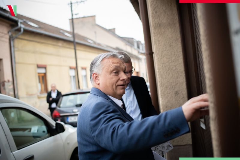 Orbán Viktornak is jár a tojás