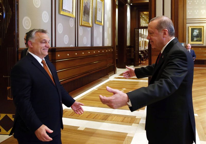 Orbánék megint vétóztak, és ismét a török elnök segítségére siettek