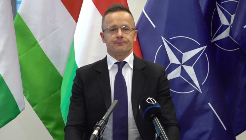 Szijjártó: „itt lenne az ideje, hogy az ukránok befejezzék a magyar emberek magyarországi inzultálását”