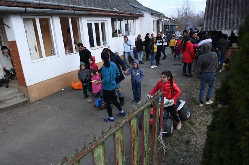Csehország berágott a romákra: a magyar útlevéllel rendelkező ukrán állampolgárok ellenőrzését kéri Budapesttől