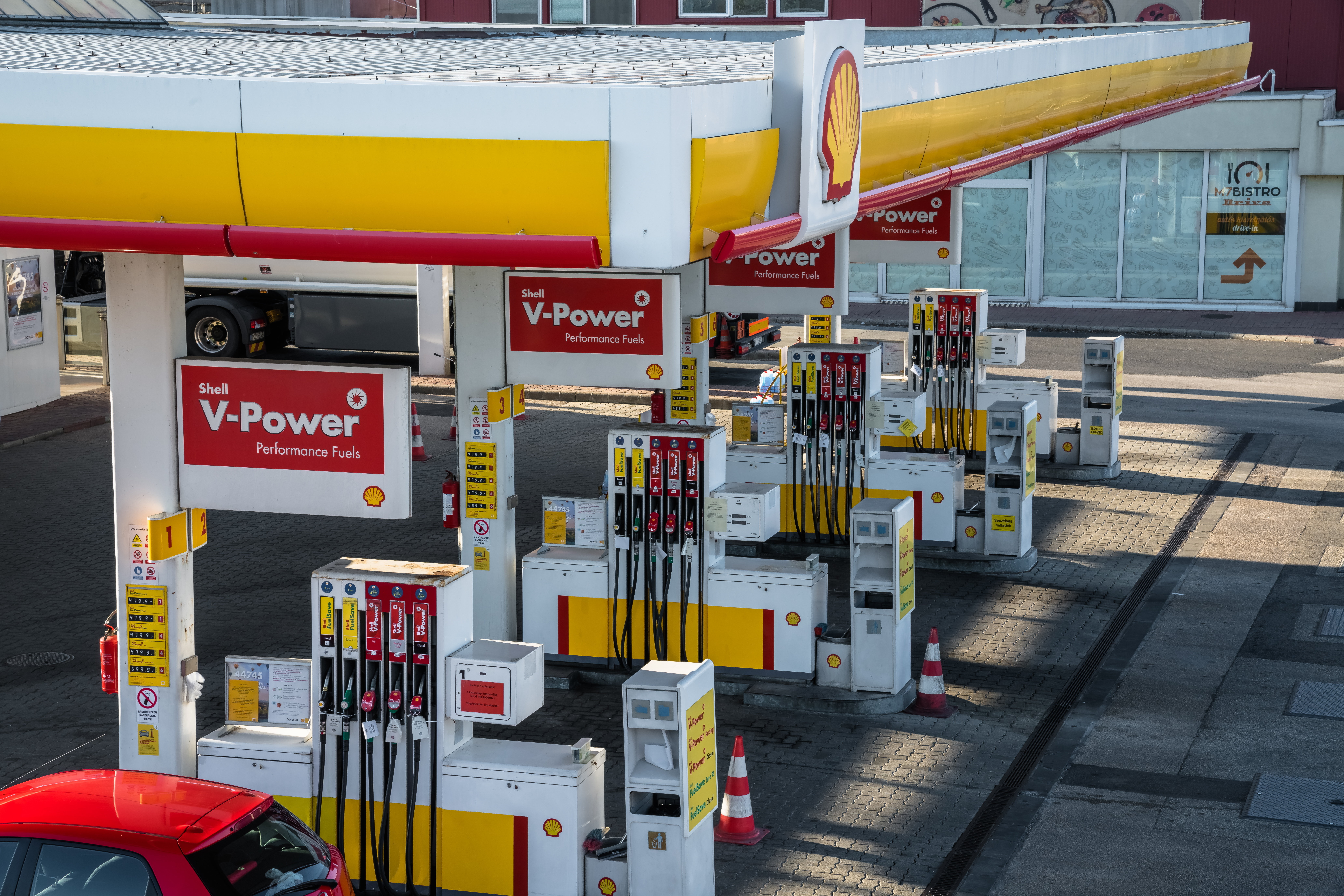 Már két napja elfogyott a benzin a Székesfehérvári Shell-kutakon