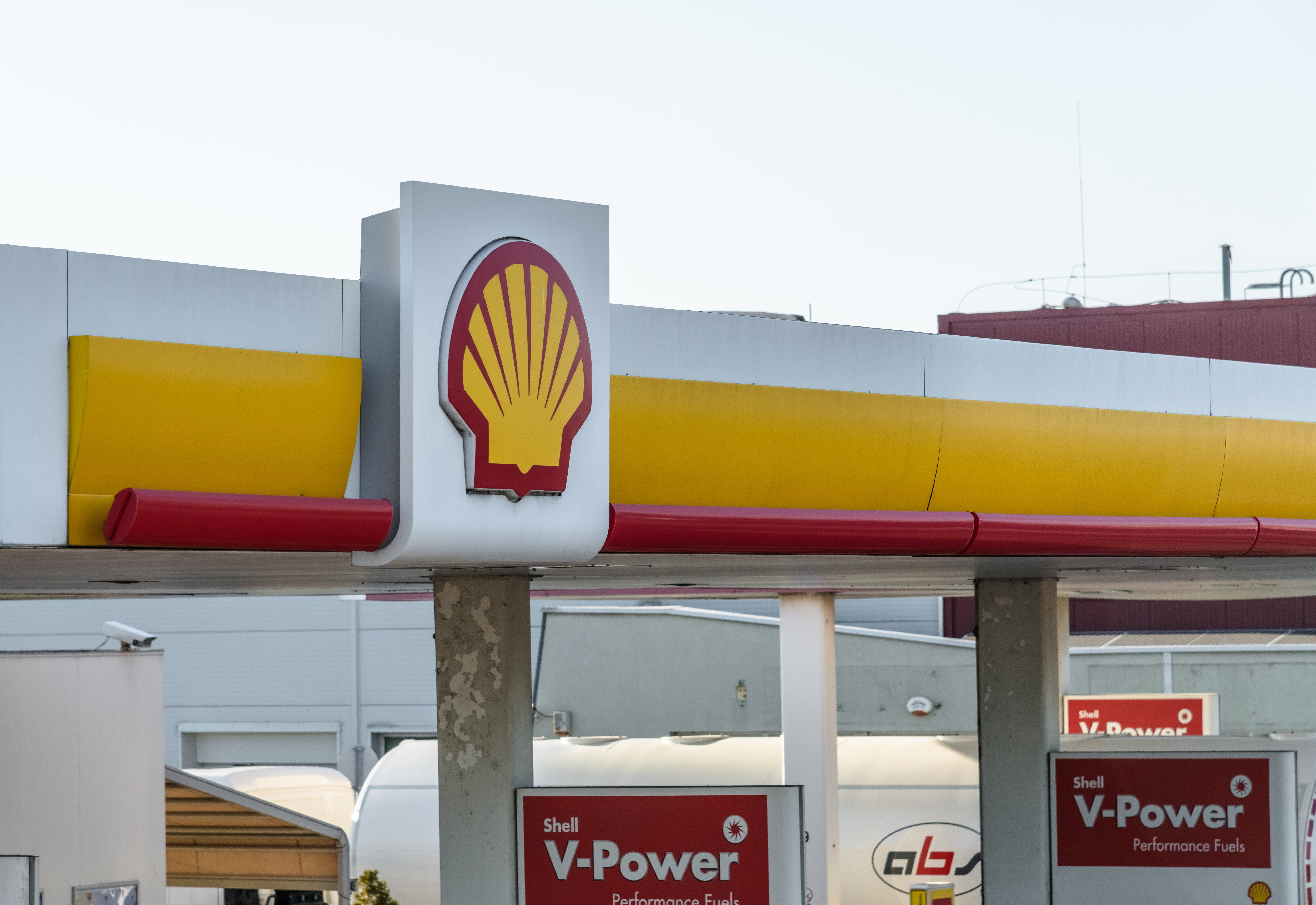Vége! A Gazprom leállítja a gázszállítást a Shell számára
