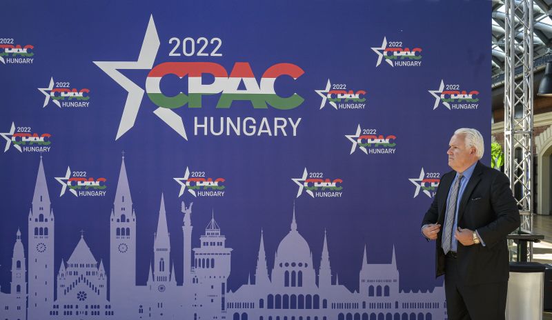 Orbán Viktor beszédet mond az amerikai jobboldal budapesti minikonferenciáján