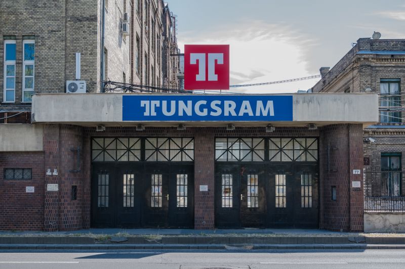 Megkezdődtek az elbocsátások a Tungsramnál
