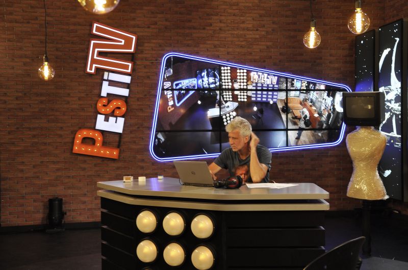 Eldőlt a Pesti TV sorsa! Így működnek tovább