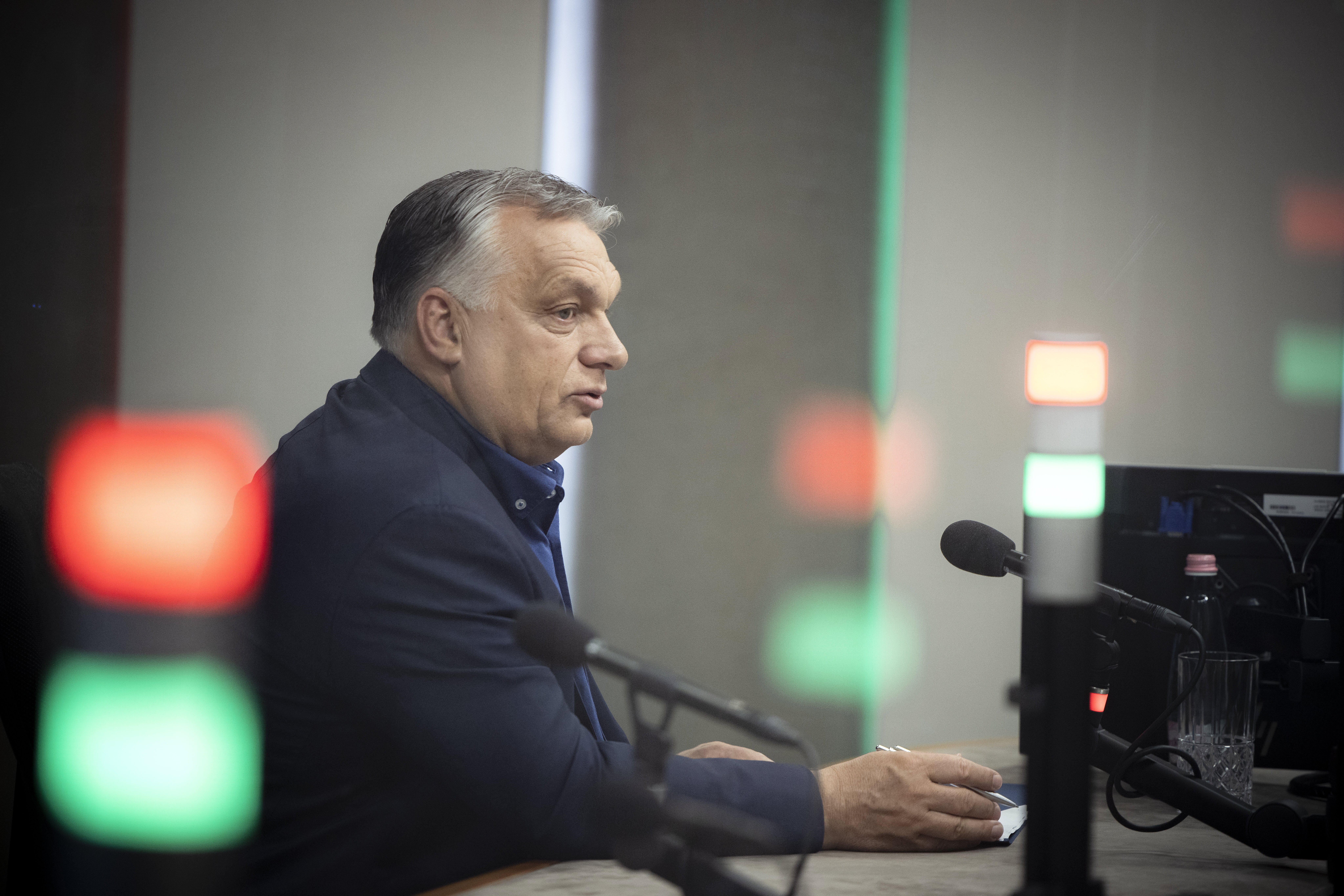 Az Orbán-kormány százmilliárdokból tartja fent a "rezsicsökkentés" látszatát