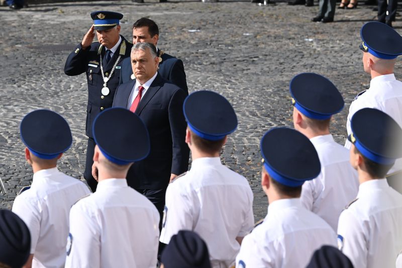 Orbán Viktor: A haza véd meg minden bajtól és veszélytől