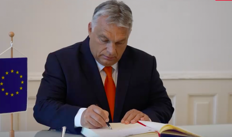 Orbán: Brüsszel miatt haladunk recesszió felé