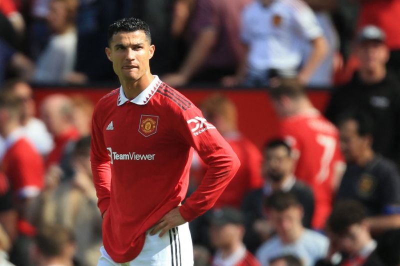 Ronaldo a padon kezdett Manchesterben, ki is kapott a United
