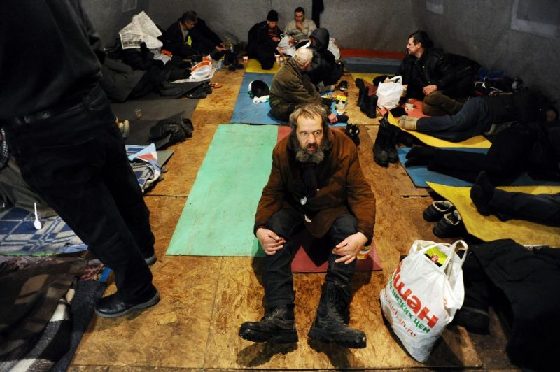 Kétségbeesett lépés Oroszországtól: már hajléktalanokat toboroznak a háborúba