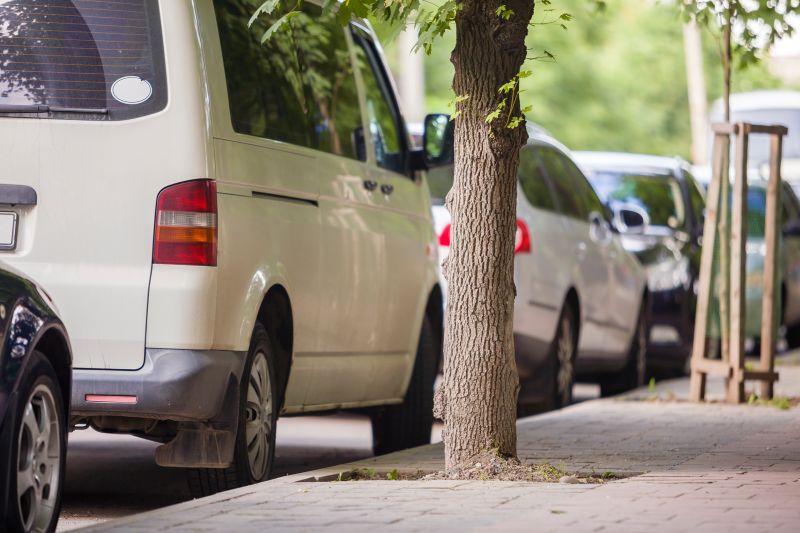 Januártól a lakóknak is fizetős lesz a parkolás a Józsefvárosban 