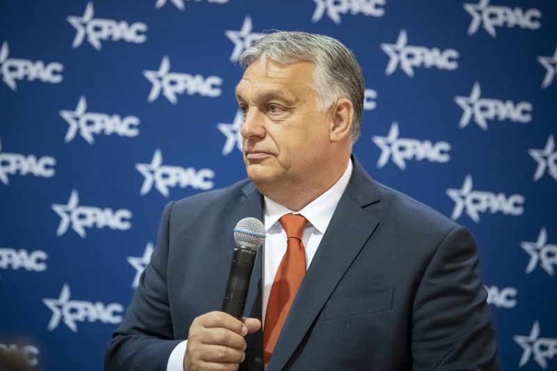 Elnöki üzenetet kapott Orbán Viktor