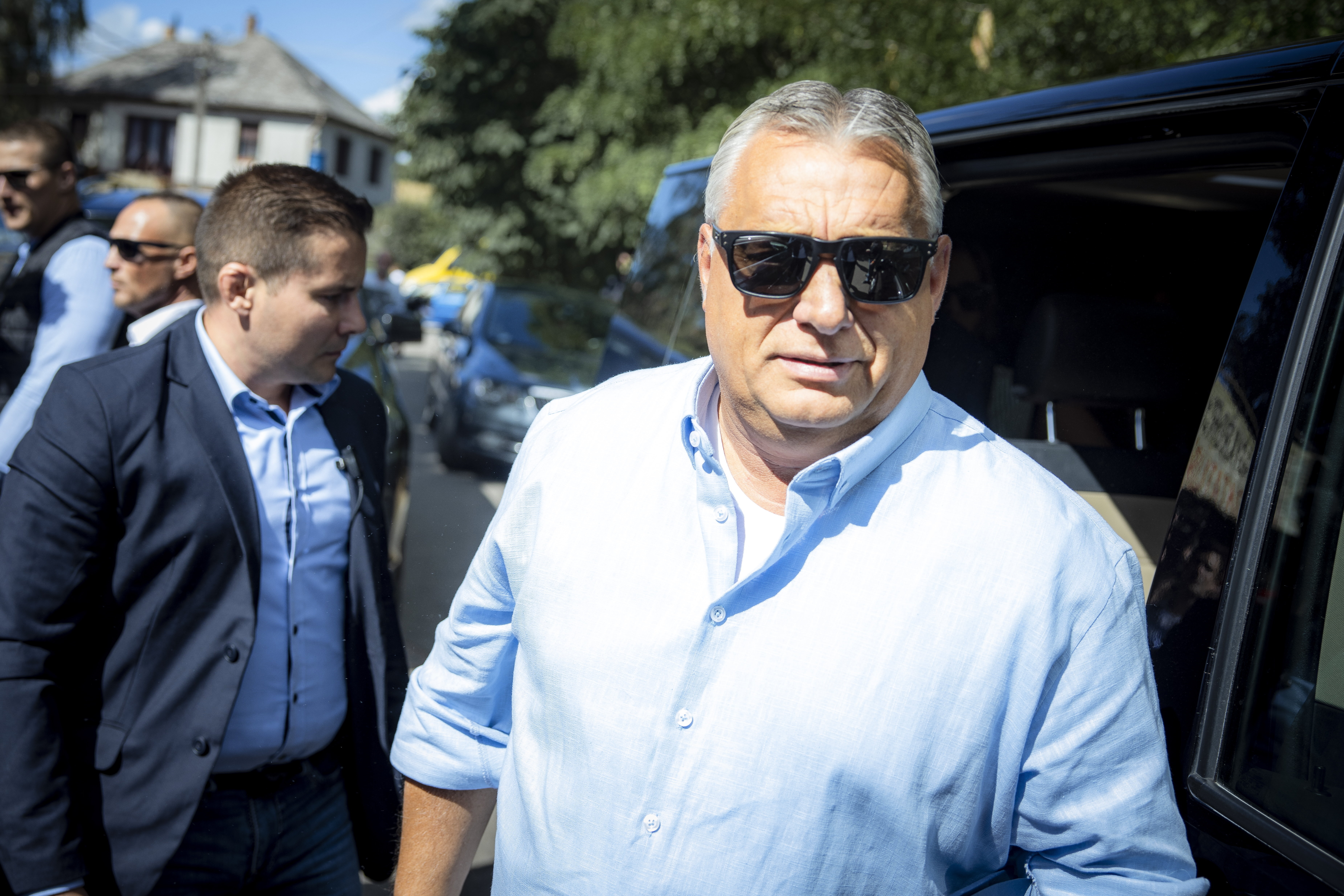 Orbán: Vonják vissza a szankciókat!