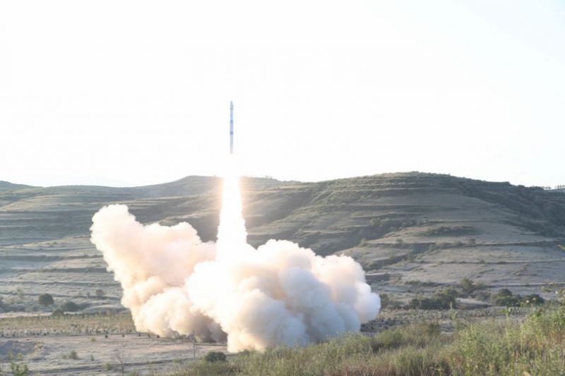 Kína két kísérleti műholdat lőtt fel