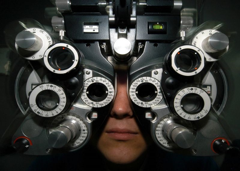 Ingyenes látásellenőrzéssel és más szolgáltatásokkal jön a Látás hónapja