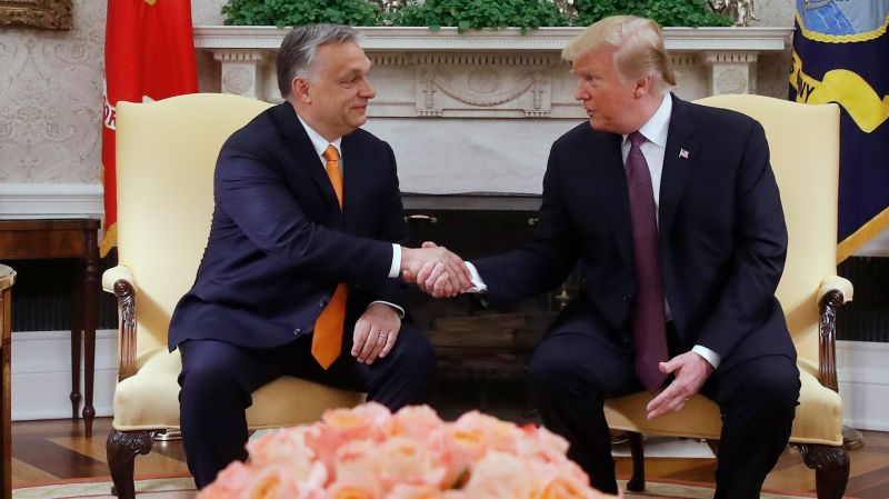 Értesítették Orbán Viktort, hogy már nem Trump az USA elnöke