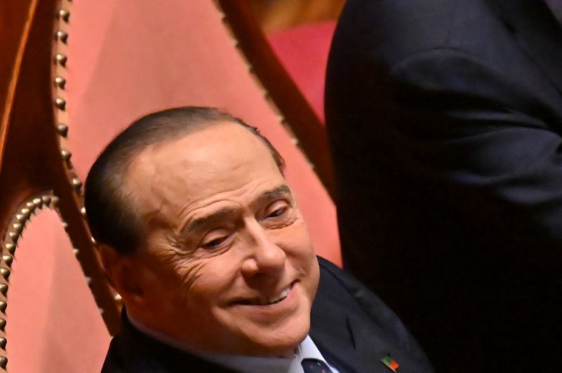 Nem láttuk jönni! Musical készül Berlusconi életéről