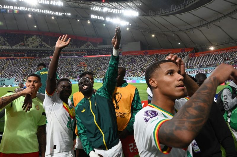 Hollandia simán csoportelső lett, Szenegál is továbbjutott